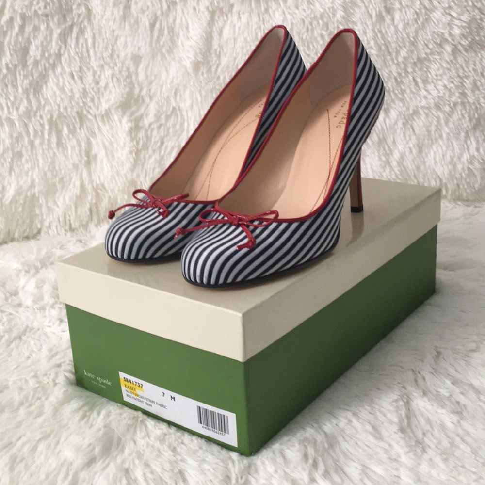 Brand new,still in box,never worn. GORGEOUS❣️💕😍